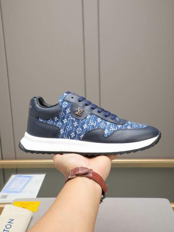 Picture of Louis Vuitton Shoes _SKULVsz38-44hnq111117540